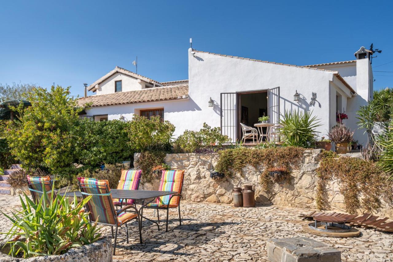 Hacienda La Buena Vida B&B En Appartementen Algarinejo Exterior photo